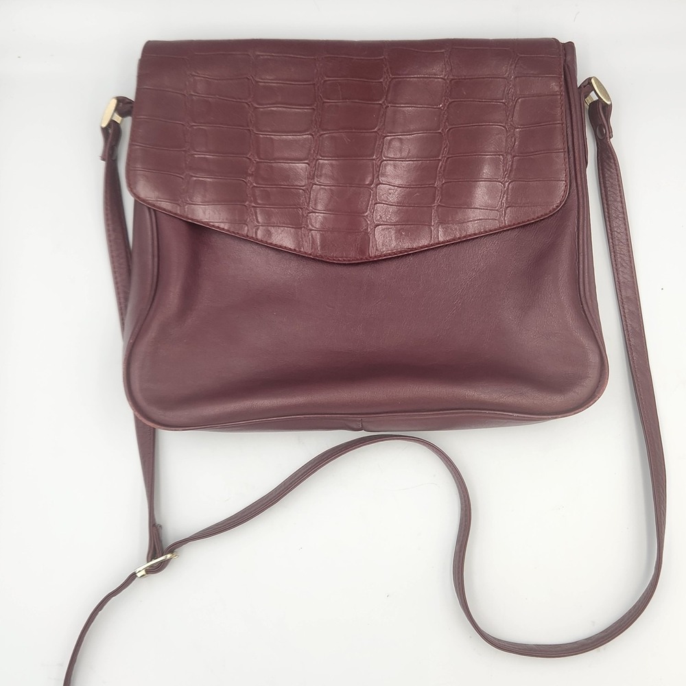 Bueno Genuine‎ Leather Burgundy Crossbody Bag Crocodile Flap Made in Korea